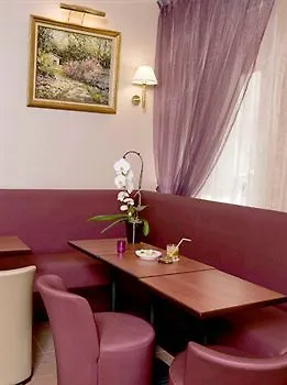 Hotel Vivaldi Puteaux